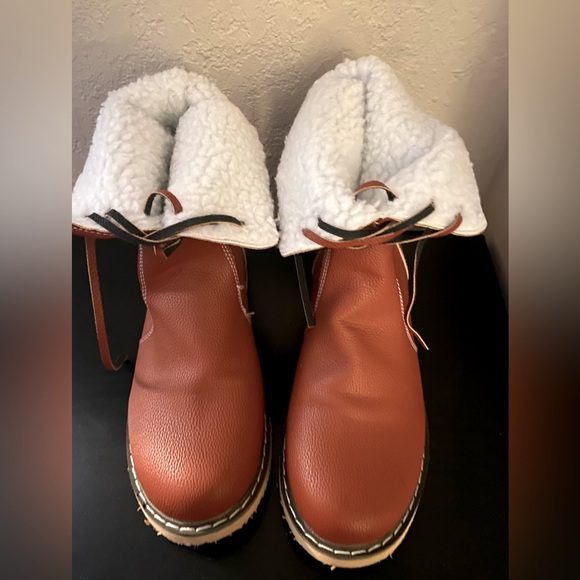 Fleece lined boots/booties - Picture 1 of 4